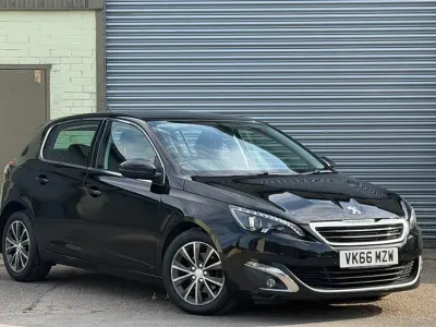 Used Peugeot 308 Allure 120 HP (88 kW) 2016 Black Hatchback
