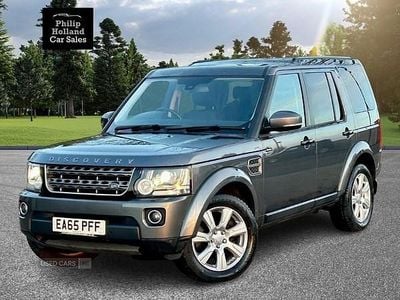 Grey Used 2015 Land Rover Discovery 4 SE SUV | £13,995 (Good price)