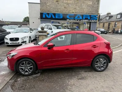 Used Mazda 2 Inclusive 90 HP (66 kW) 2018 Red Hatchback
