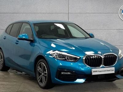 Used BMW 118 Sport Line 134 HP (98 kW) 2023 Blue Hatchback