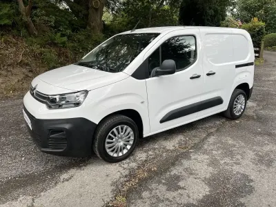 Used Citroën Berlingo 2019 White MPV