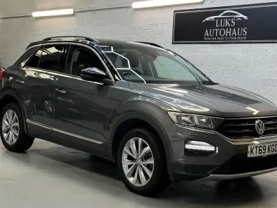 Used VW T-Roc Design 150 HP (110 kW) 2020 Grey SUV