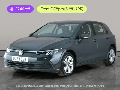 Begagnad VW Golf VIII Life 116 HK (85 kW) 2023 Grå Halvkombi