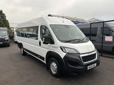 Used Peugeot Boxer 130 HP (95 kW) 2018 White Van