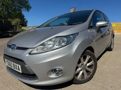 Used Ford Fiesta Zetec 96 HP (70 kW) 2010 Silver Hatchback