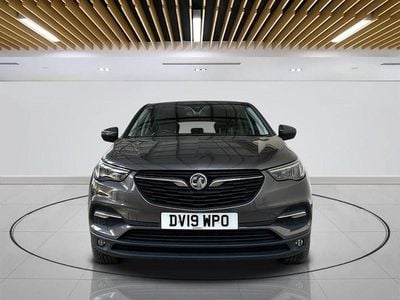 Second-hand Vauxhall Grandland X S 130 CP (95 kW) 2019 Gri SUV