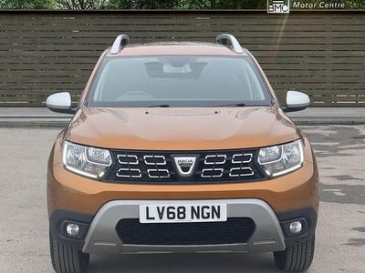 Used Dacia Duster Comfort 115 HP (84 kW) 2018 Orange SUV