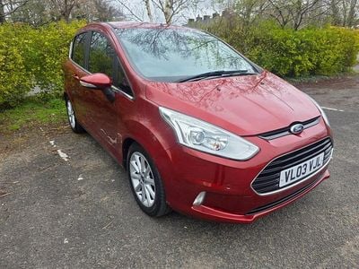 Used Ford B-MAX Titanium 120 HP (88 kW) 2015 Red MPV