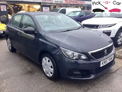 Gebraucht Peugeot 308 Access 100 PS (73 kW) 2017 Grau Kleinwagen