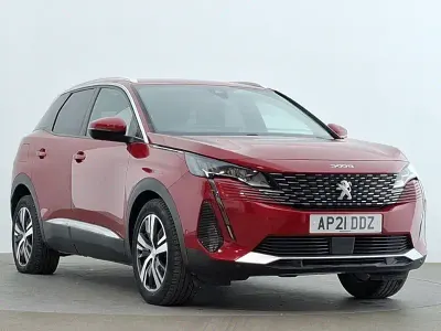 Used Peugeot 3008 Allure Premium 131 HP (96 kW) 2021 Red SUV