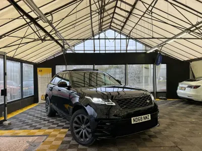 Second-hand Land Rover Range Rover Velar SE Dynamic 180 CP (132 kW) 2018 Negru SUV