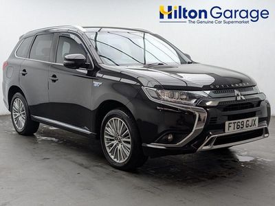 Used Mitsubishi Outlander P-HEV 224 HP (164 kW) 2020 Black Estate