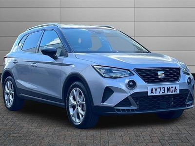 Używany Seat Arona FR 110 KM (80 kW) 2023 Biały SUV