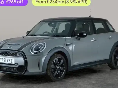 Używany Mini Cooper S Classic 178 KM (130 kW) 2022 Hatchback