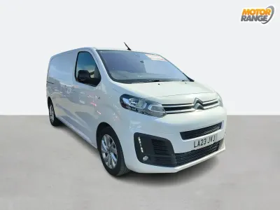Usado Citroën Dispatch 100 CV (73 kW) 2023 Blanco Monovolumen