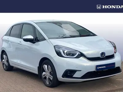 Used Honda Jazz Hybrid 109 HP (80 kW) 2021 White Hatchback