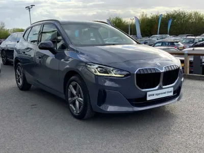 Usado BMW 220 Sport Line 2023 Gris Utilitario