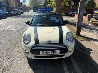 Used Mini Cooper Hatch 136 HP (100 kW) 2014 White Hatchback
