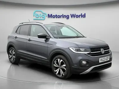 Usado VW T-Cross Black Edition 110 HP (80 kW) 2023 Cinzento SUV