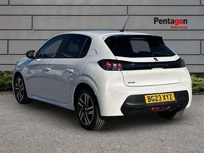 Used Peugeot 208 Active+ 73 HP (53 kW) 2023 White Hatchback