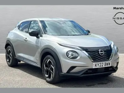 Gebraucht Nissan Juke N-Connecta 143 PS (105 kW) 2022 Silber SUV