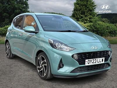 Used Hyundai i10 Premium 83 HP (61 kW) 2023 Green Hatchback