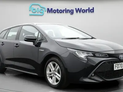 Used Toyota Corolla 122 HP (89 kW) 2021 Black Estate