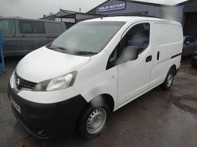 White Used 2013 Nissan NV200 SE MPV | £2,499 (Fair price)