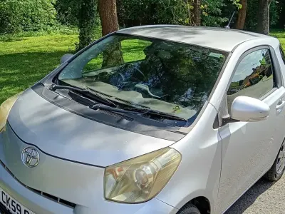 Usado Toyota iQ 68 HP (50 kW) 2009 Citadino