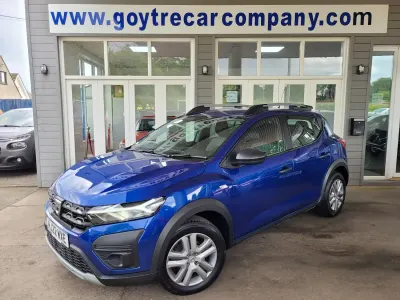 Używany Dacia Sandero Essentiel 2022 Niebieski Hatchback