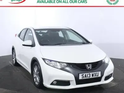 Used Honda Civic ES 142 HP (104 kW) 2013 White Hatchback