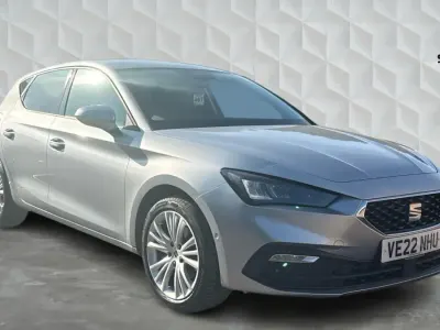Used Seat Leon SE Dynamic 110 HP (80 kW) 2022 Silver Hatchback