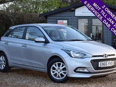 Silver Used 2017 Hyundai i20 SE Hatchback | £5,495 (Fair price)