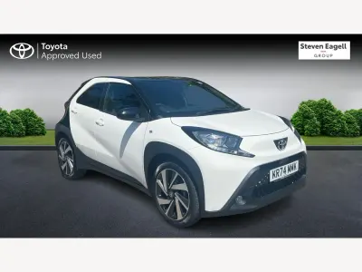 Used Toyota Aygo X 72 HP (52 kW) 2024 White SUV