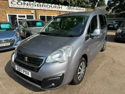 Used Peugeot Partner 2017 Grey MPV