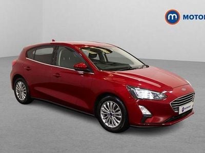 Used Ford Focus Titanium 125 HP (91 kW) 2021 Red Hatchback