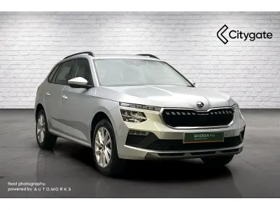 Used Skoda Kamiq SE 70 HP (51 kW) 2025 Brilliant silver metallic SUV
