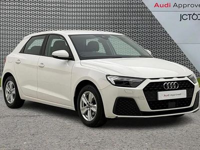 Used Audi A1 Design 94 HP (69 kW) 2021 White SUV