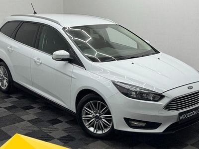 Used Ford Focus Zetec 120 HP (88 kW) 2017 White Estate