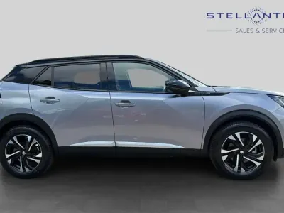 Gebraucht Peugeot e-2008 GT 98 kW (134 PS) 2022 Grau SUV