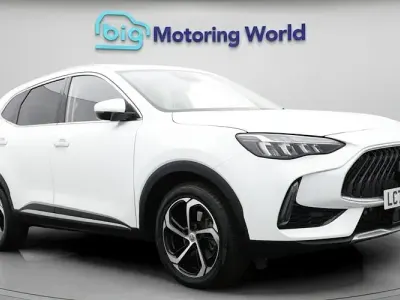 Begagnad MG HS Trophy 162 HK (119 kW) 2024 Vit SUV