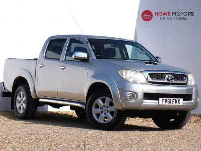 Used Toyota HiLux 171 HP (125 kW) 2011 Silver Pickup
