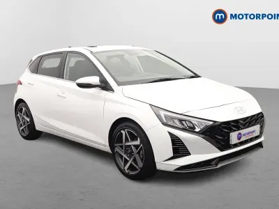 Używany Hyundai i20 Ultimate 101 KM (74 kW) 2025 Biały Hatchback