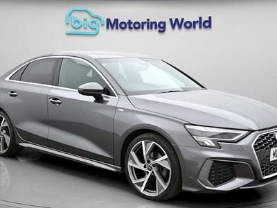 Begagnad Audi A3 S-Line 110 HK (80 kW) 2023 Grå Sedan