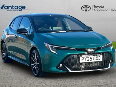 Used Toyota Corolla Sport 196 HP (144 kW) 2025 Green Hatchback