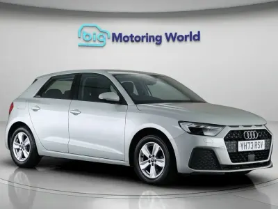 Second-hand Audi A1 Sportback 95 CP (69 kW) 2023 Argintiu Hatchback