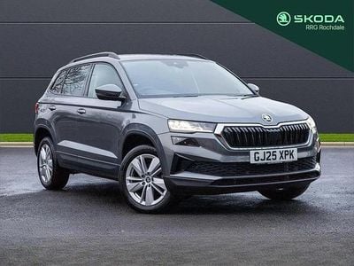 Graphite grey metallic Used 2025 Skoda Karoq SE SUV | £21,900 (Super price)