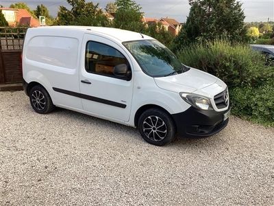 Mercedes Citan 109