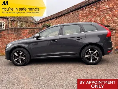 Used Volvo XC60 R-Design 220 HP (161 kW) 2016 Grey SUV