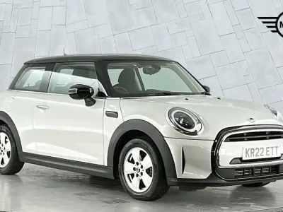 Used Mini Cooper Classic 134 HP (98 kW) 2022 Silver Hatchback
